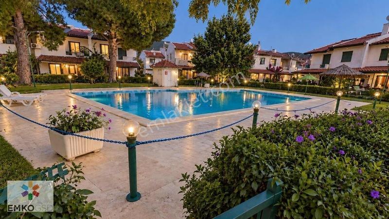 Özdere De Denize Sıfır Havuzlu Sitede 3+1 Satılık Villa (emko) — fotoğraf 24