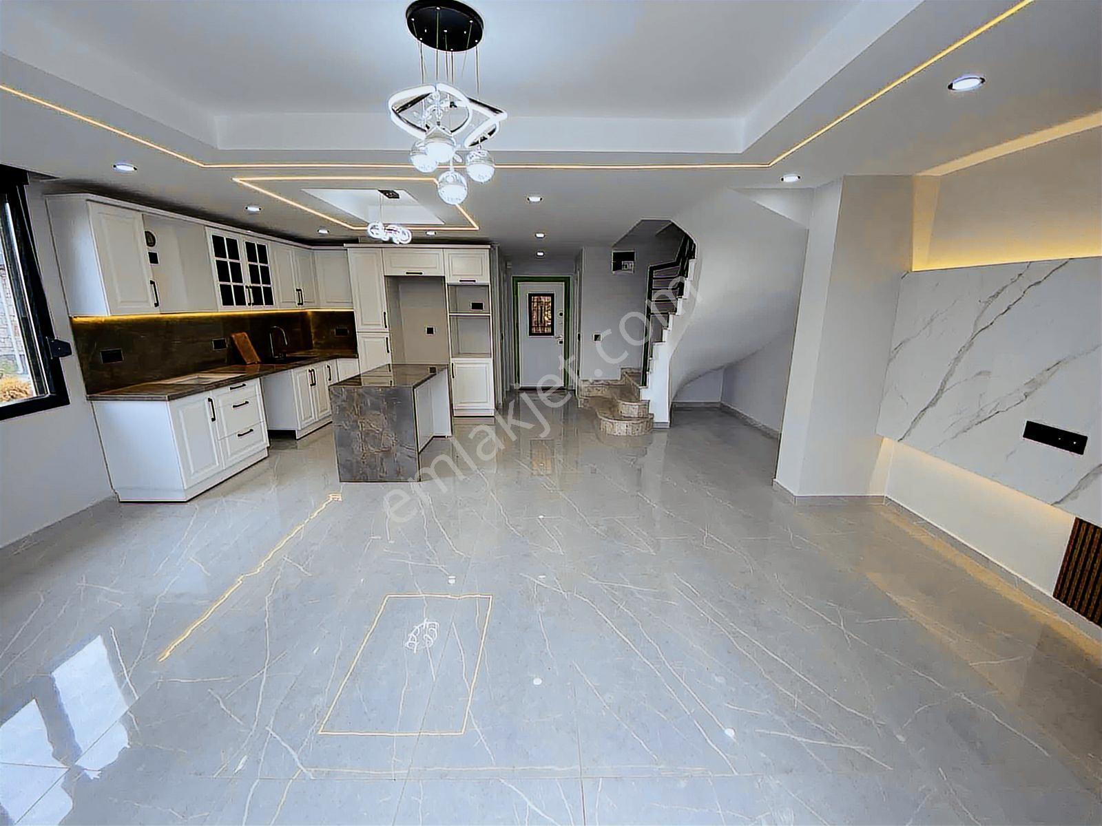Dağlı !gayrimenkul'den Lüks Yapı Modern & Şık 3+1 Villa — fotoğraf 2
