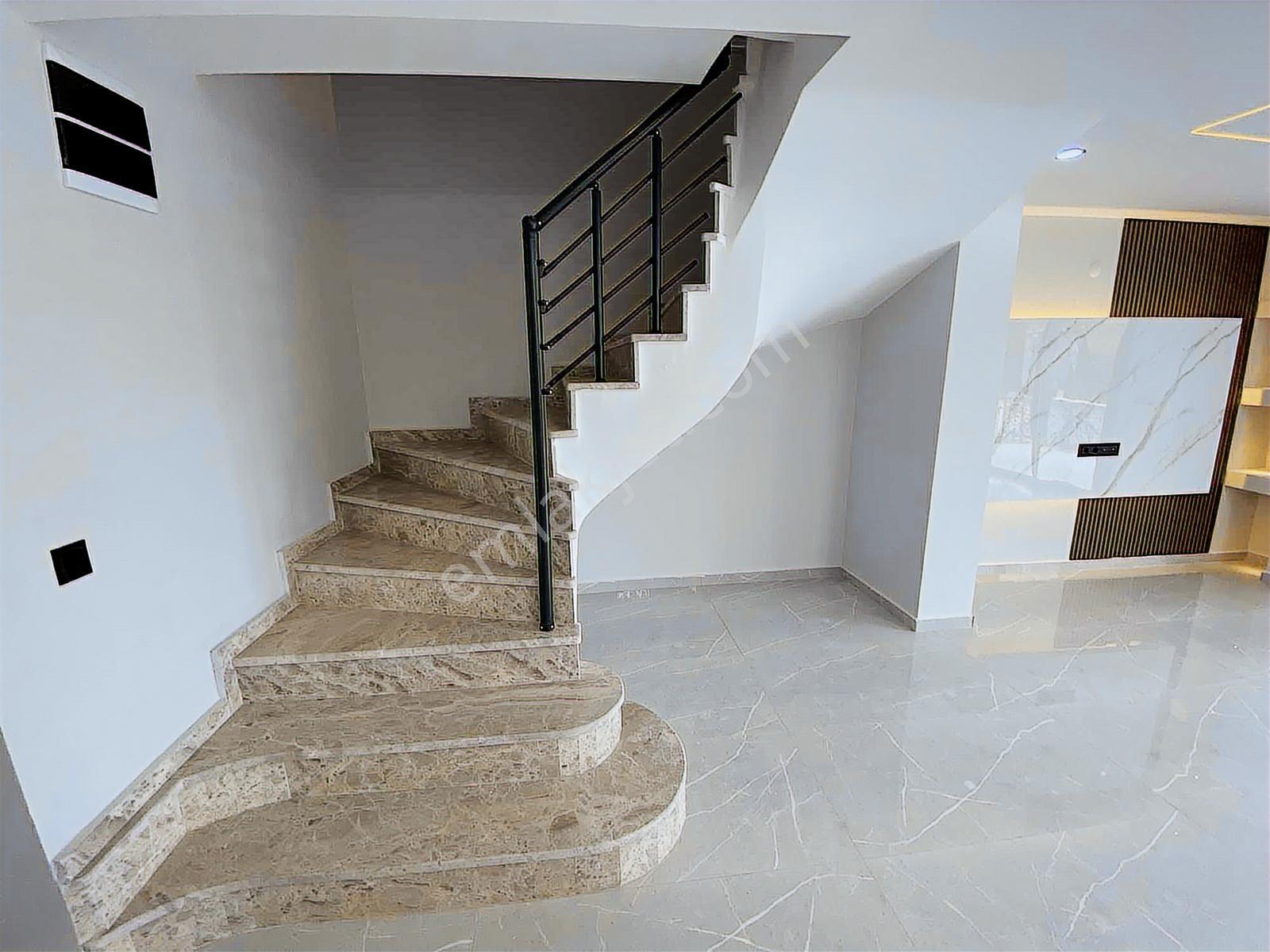Dağlı !gayrimenkul'den Lüks Yapı Modern & Şık 3+1 Villa — fotoğraf 18