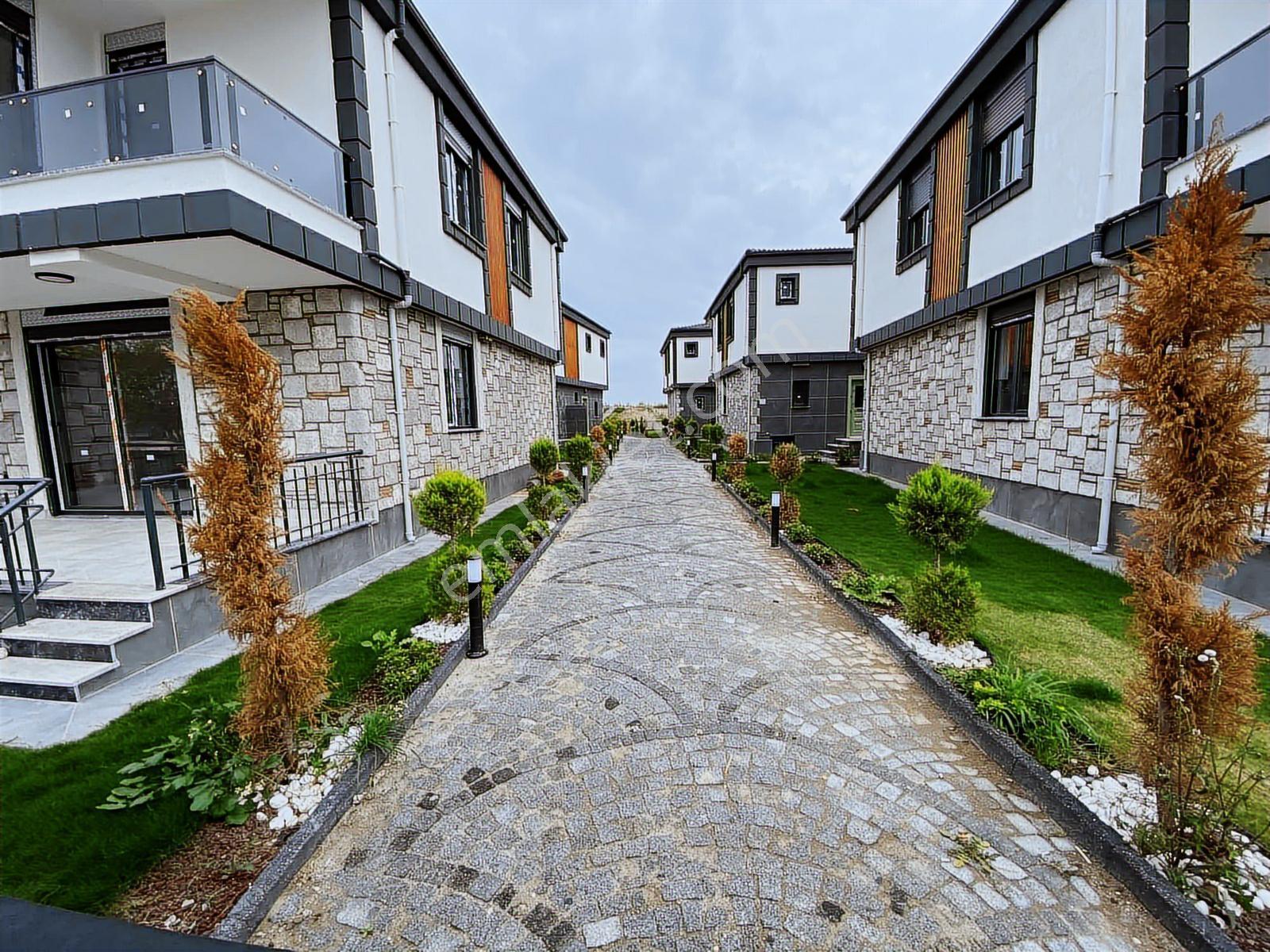 Dağlı !gayrimenkul'den Lüks Yapı Modern & Şık 3+1 Villa — fotoğraf 31