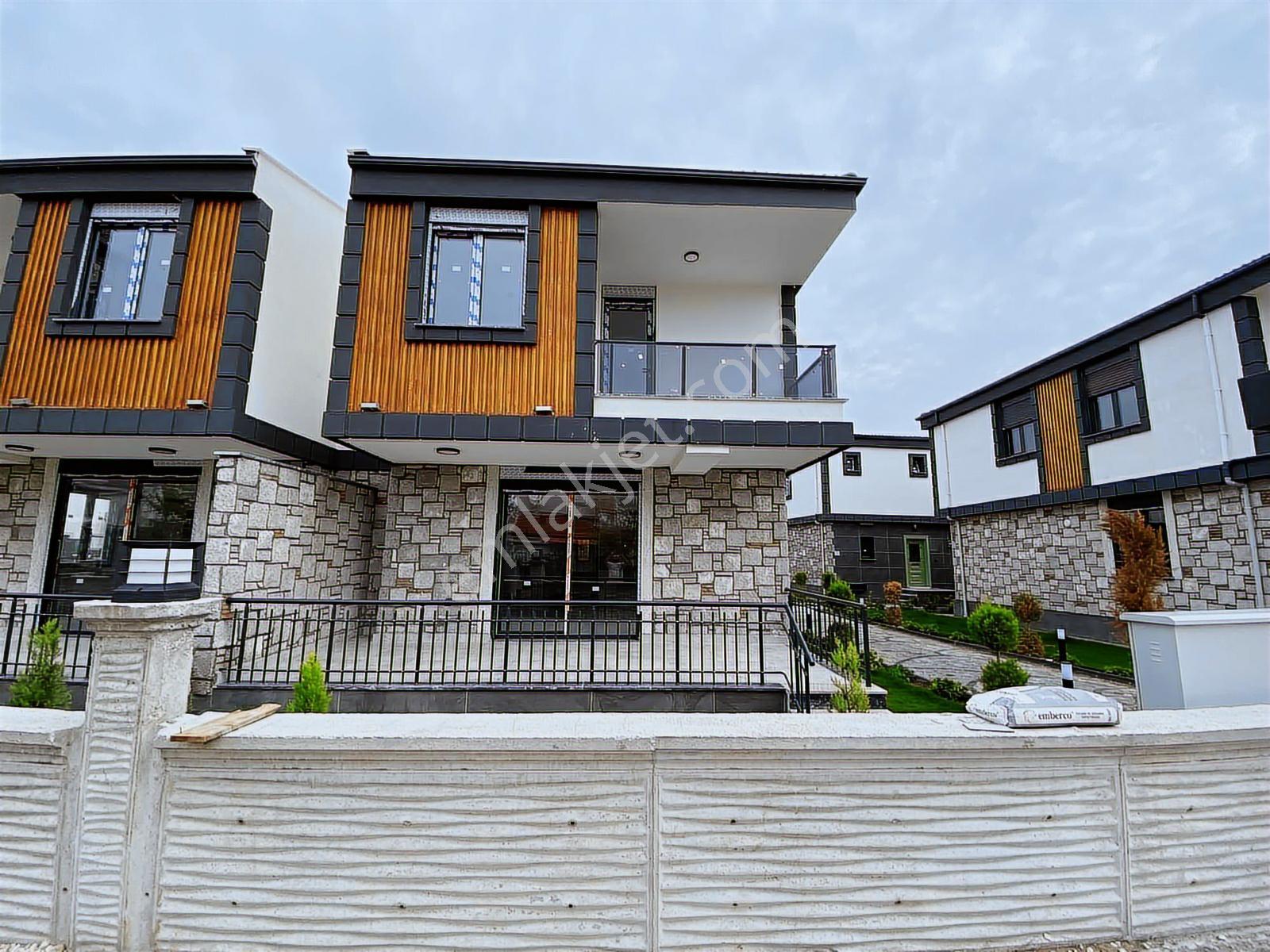 Dağlı !gayrimenkul'den Lüks Yapı Modern & Şık 3+1 Villa — fotoğraf 32