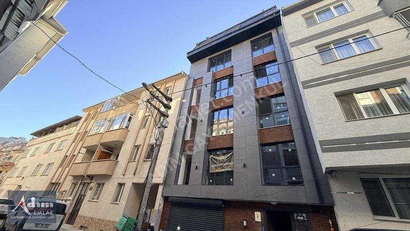 Adım Gayrimenkul/Kırmızıtoprak Mh Basınşehitleri Cd Lüx 75M2 2+0
