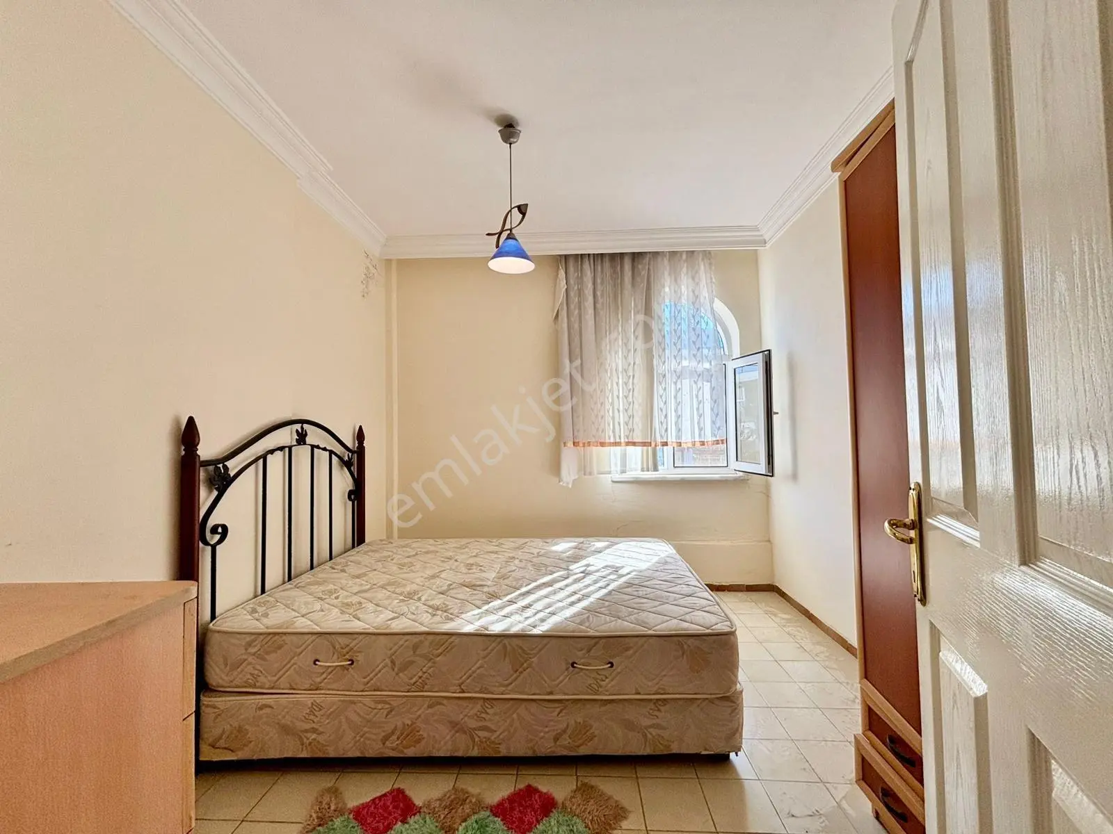꧁ay Emlaktan꧂güre'de Yolun Altında Denize Sadece 200 Metre Satılık 2+1 Yüzme Havuzlu Bahçeli Villa — fotoğraf 19