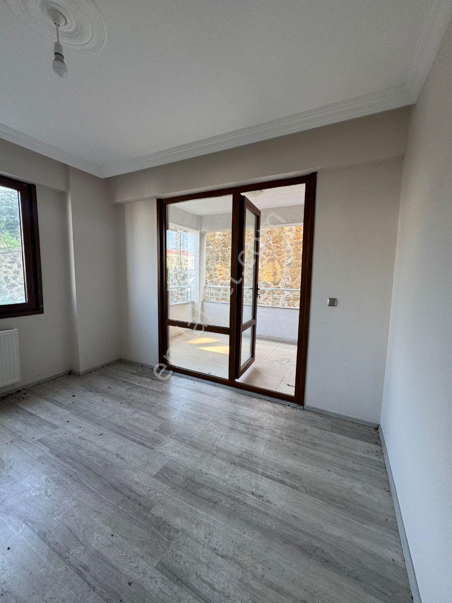 Yomra Sancak Da 4+1 Satılık Daıre — fotoğraf 5