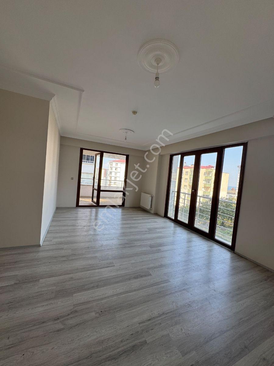Yomra Sancak Da 4+1 Satılık Daıre — fotoğraf 17