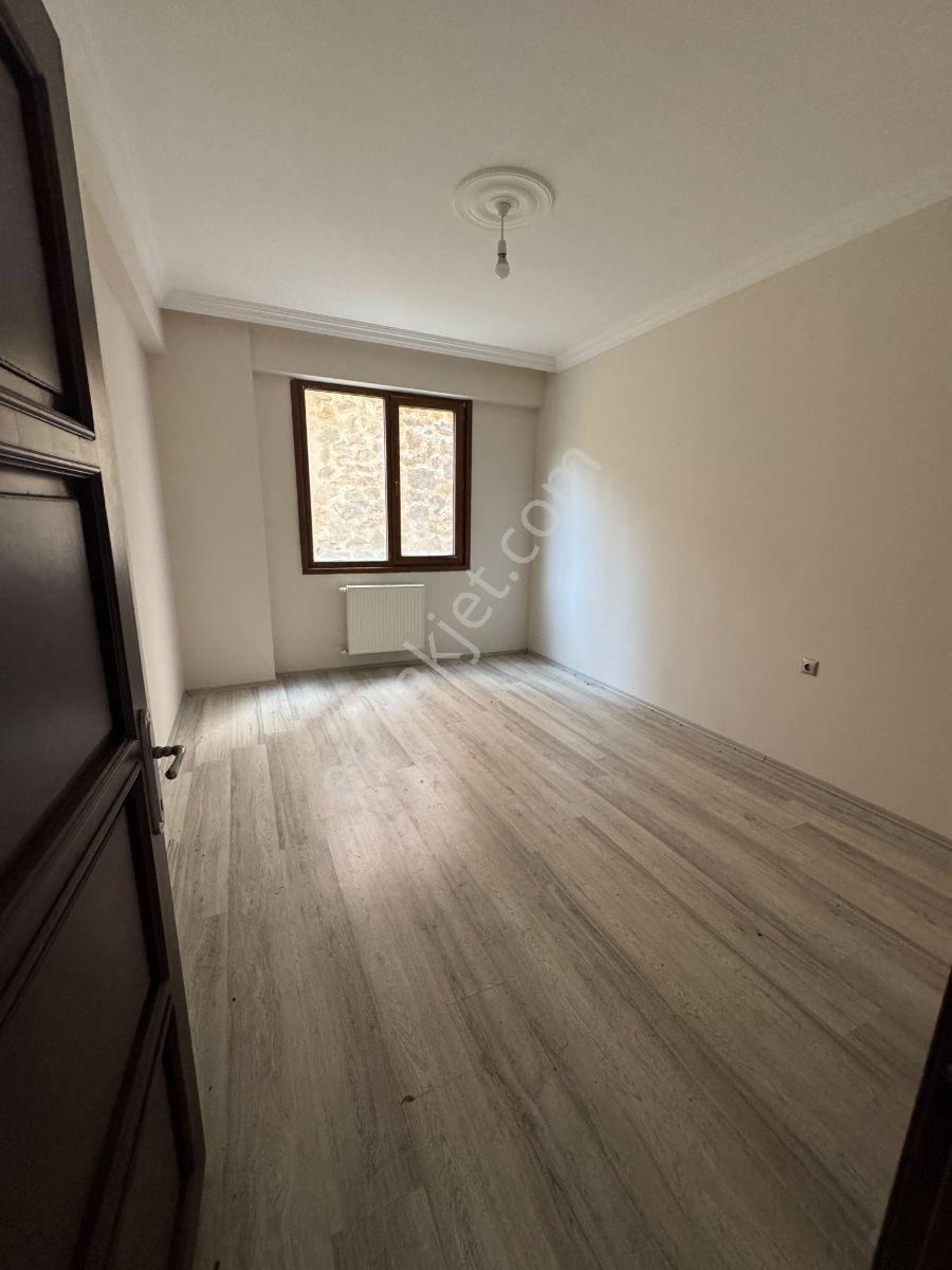 Yomra Sancak Da 4+1 Satılık Daıre — fotoğraf 20