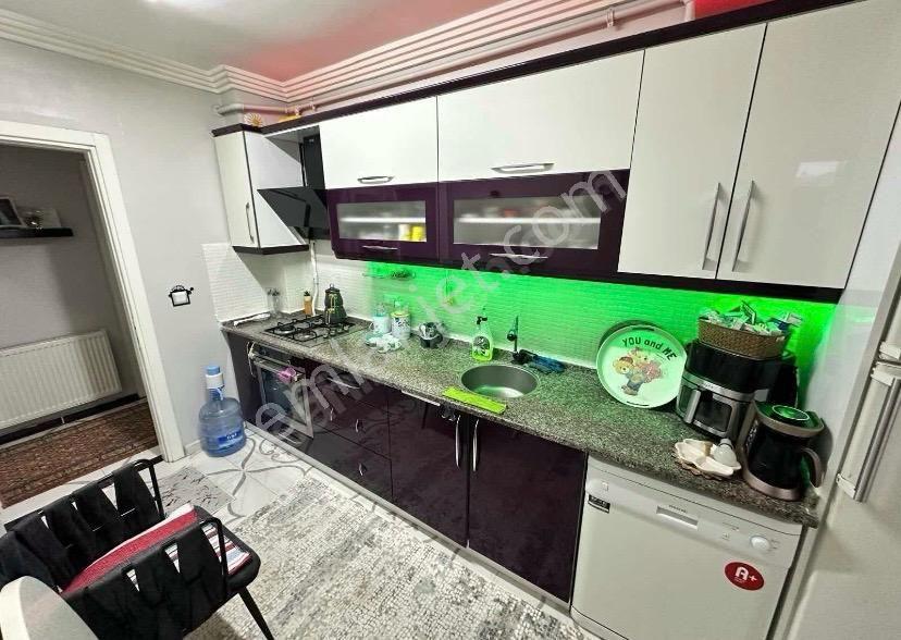 Acill Buca Kozağaç Meydan Yakını 2+1 90m2 Dgazlı Ayrı Mutfak Arakat Bakımlı Satılık Daire — fotoğraf 7