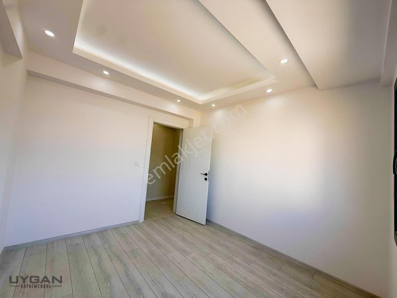 Uygan'dan Yedi Eylül Mah. 3+1 125m² Türk Hamamlı Ultra Lüx Daire — fotoğraf 4