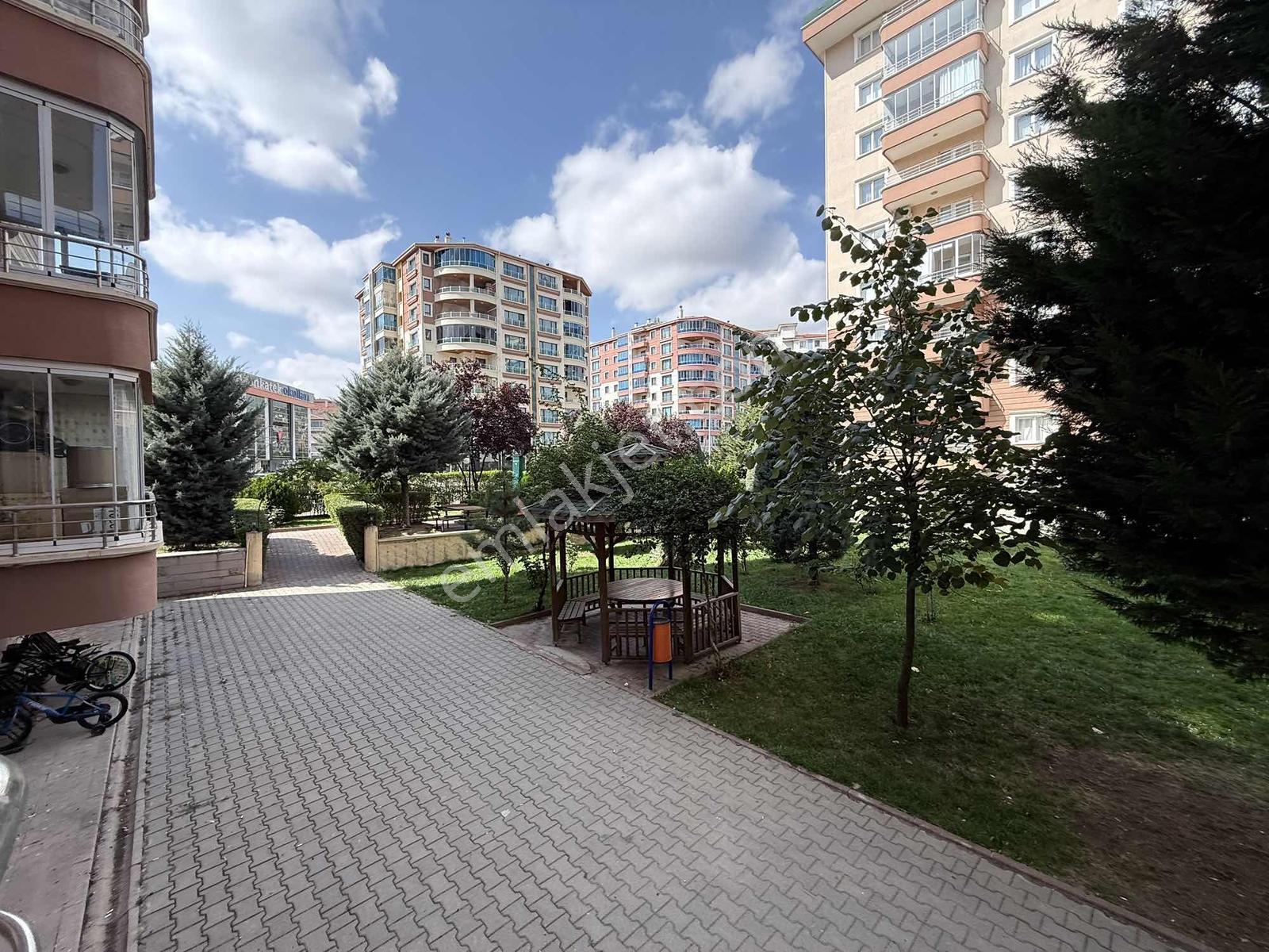 Yüce'den▓ Site İçerisin'de 3+1 Çift Banyo Çift Balkon Kök Tapu.. — fotoğraf 22