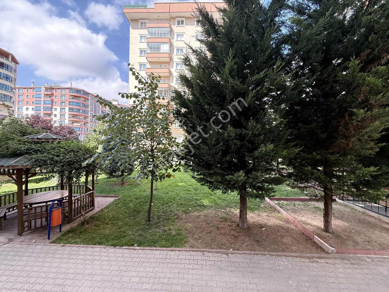 Yüce'den▓ Site İçerisin'de 3+1 Çift Banyo Çift Balkon Kök Tapu.. — fotoğraf 23