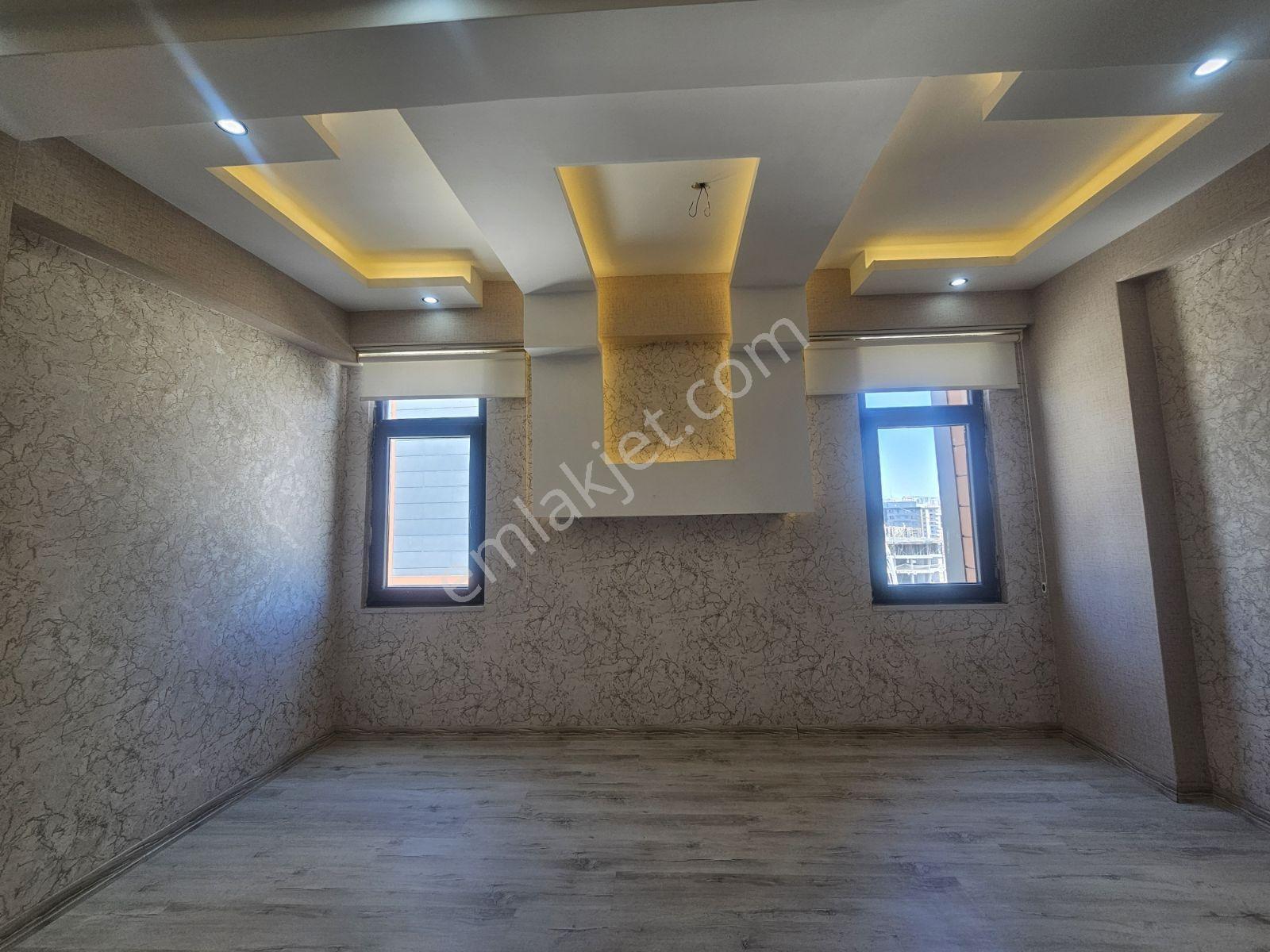 Mehmetçik'te 2 Bloklu Sitede Satılık 3+1 Daire — fotoğraf 9