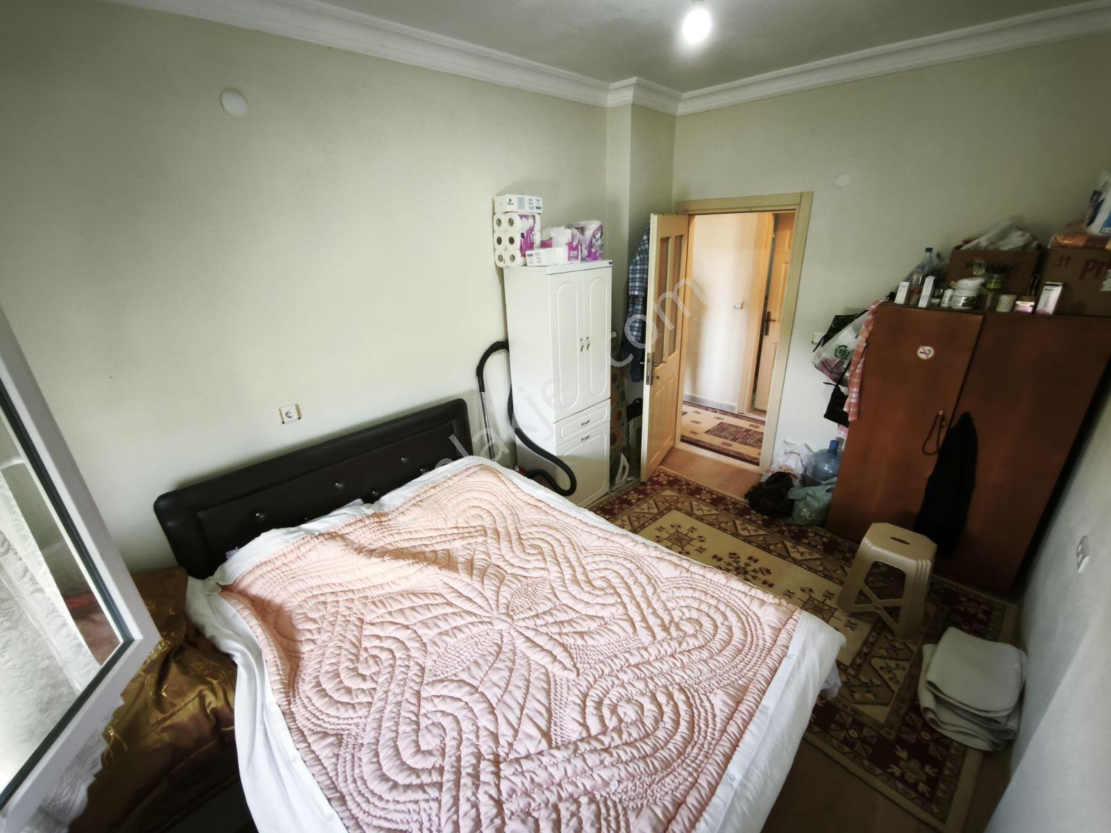 Han Gayrimenkul'den Satılık 1+1 Kapalı Mutfak Geniş Temiz Daire — fotoğraf 6