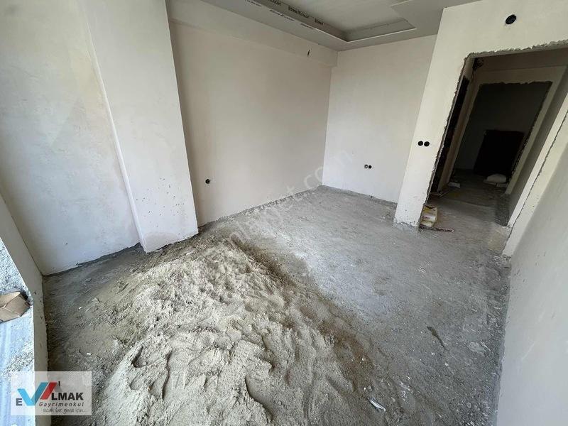 Evalmak'tan Söğütlüçeşme Mah.de Satılık Uygun Fiyatlı 2+1 Arakat — fotoğraf 4
