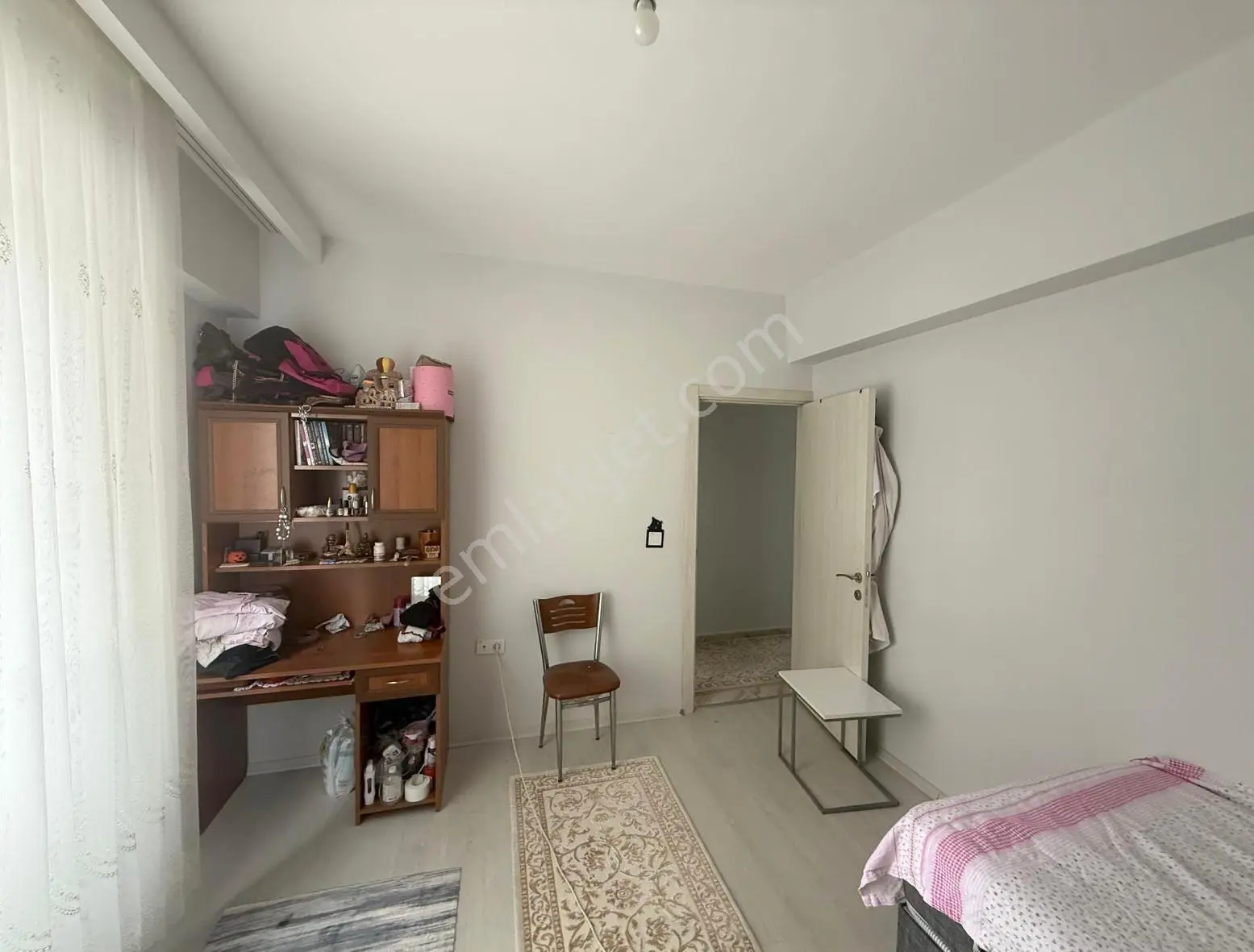 Mertcan'dan Güvenlikli Site İçi İskanlı Balkonlu Ara Kat 3+1 — fotoğraf 10