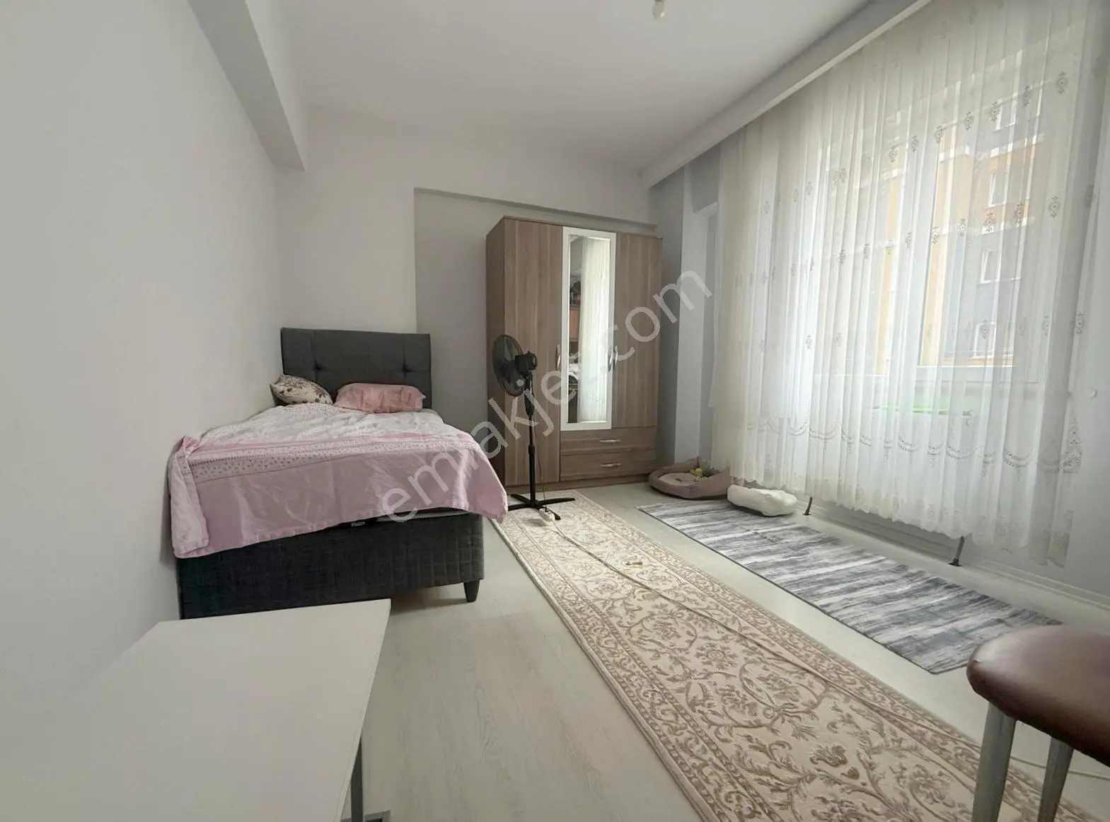 Mertcan'dan Güvenlikli Site İçi İskanlı Balkonlu Ara Kat 3+1 — fotoğraf 14