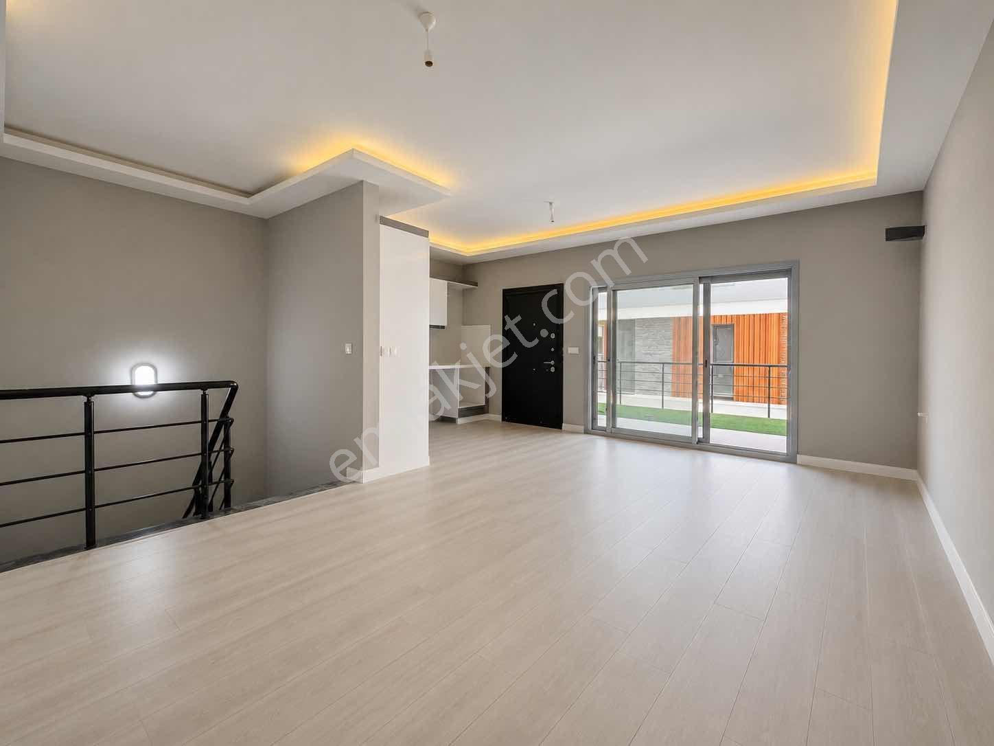 Paradise Lifeta Deniz Manzaralı 2+1 Bahçe Dubleks — fotoğraf 17