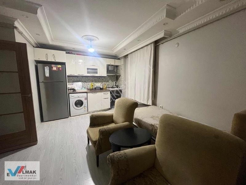 Söğütlüçeşme Mah.De Acil Satılık 1+1 Yüksek Giriş Daire