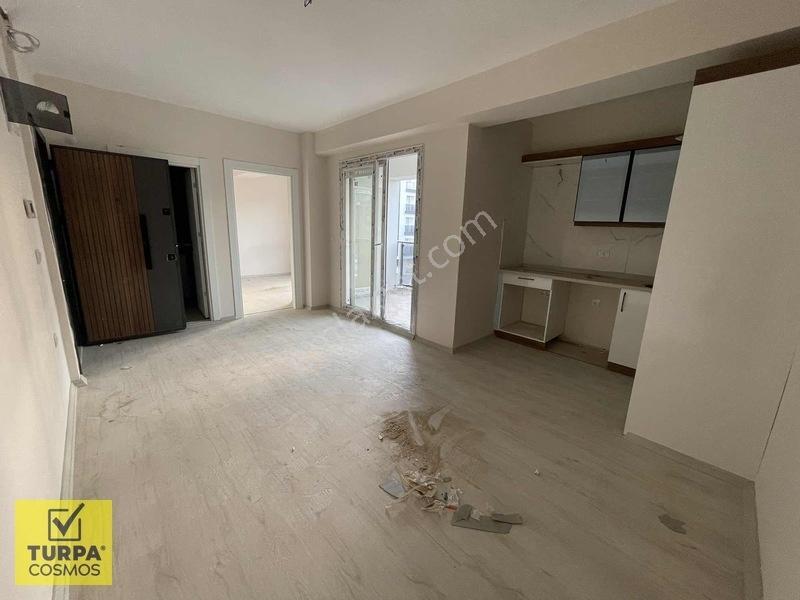 Seyrekköyde 1+1 | 50 M² | Ön Cephe | Balkonlu | 2. Kat — fotoğraf 2