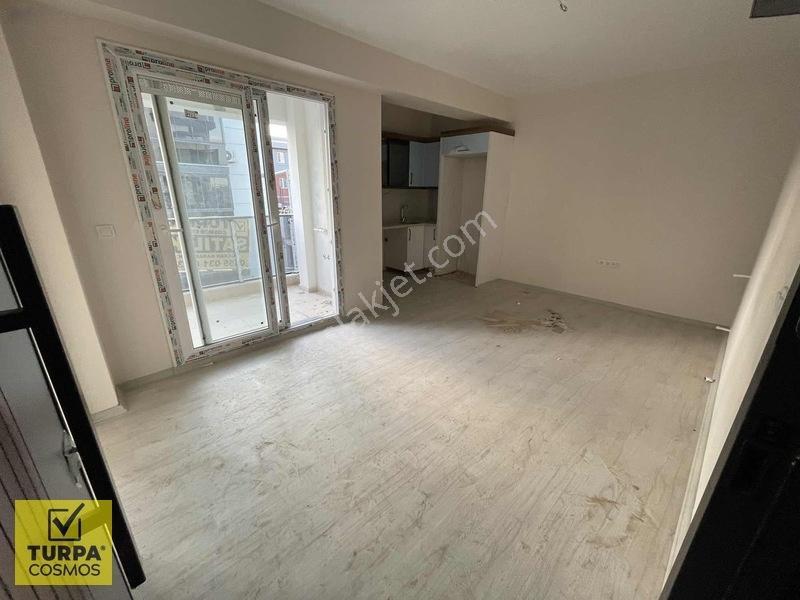 Seyrekköyde 1+1 | 50 M² | Ön Cephe | Balkonlu | 2. Kat — fotoğraf 4