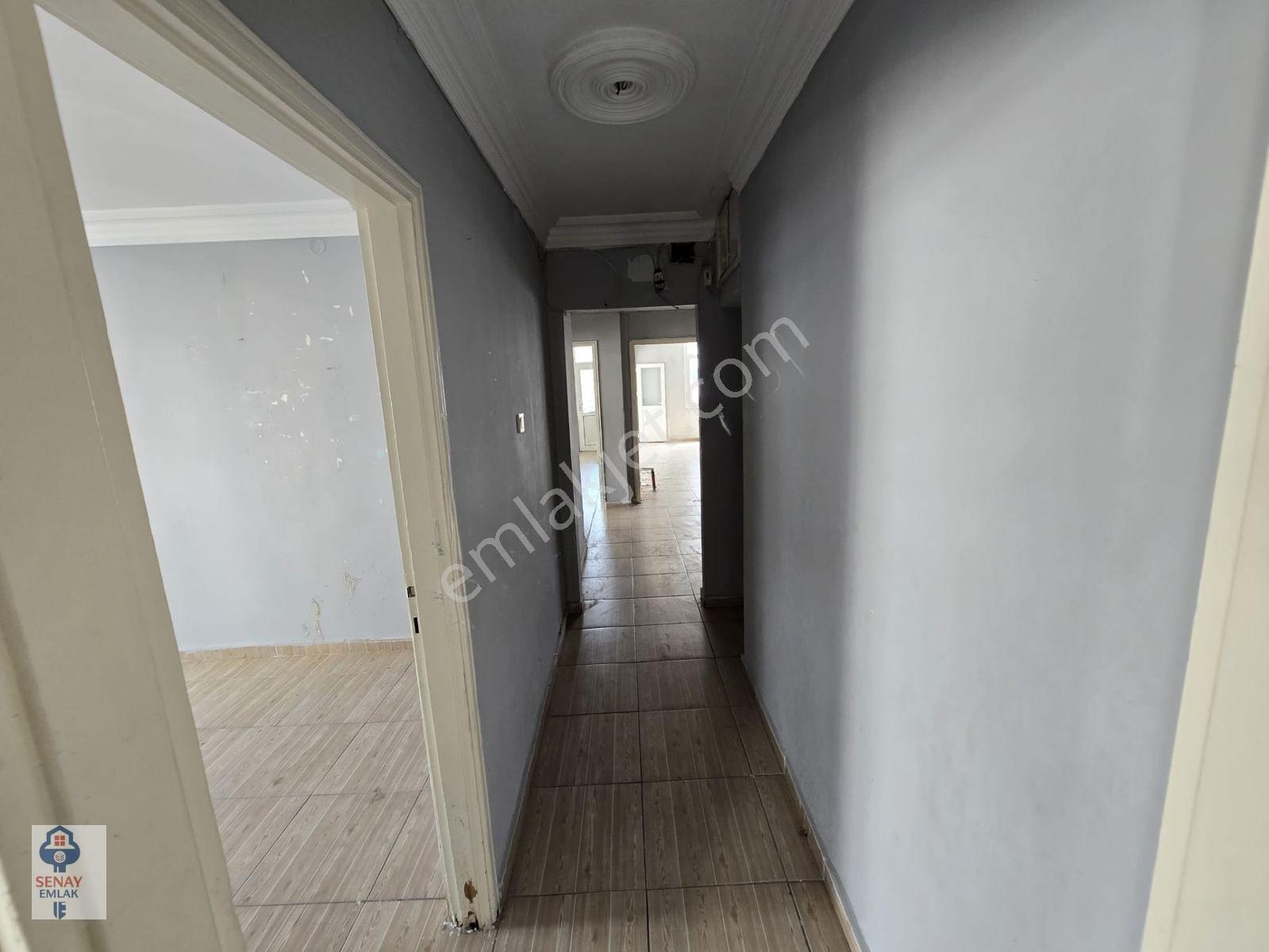 Güzelyalı Semt Pazarı Cıvarı 3+1 Cepheleri Açık 2.kat — fotoğraf 3