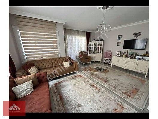 Çınarcık Merkezde Satılık Asansörlü Ve Doğalgazlı 2+1 Daire