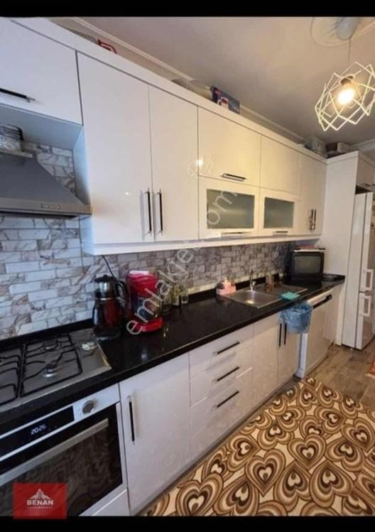 Çınarcık Merkezde Satılık Asansörlü Ve Doğalgazlı 2+1 Daire — fotoğraf 3