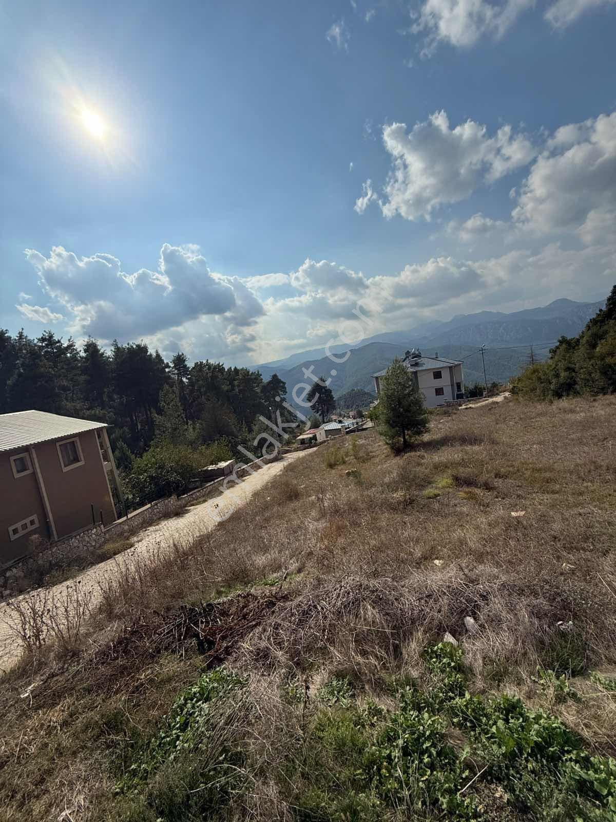 Toroslar Yeniköy Yaylasında | Nadir Bulunan 604 M2 Köşe Parsel — fotoğraf 9