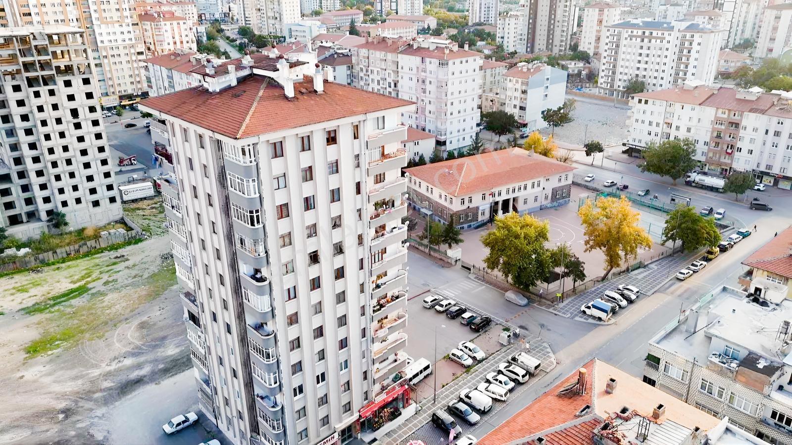 Gülük Mahallesinde Masrafsız 3+1 Daire — fotoğraf 3