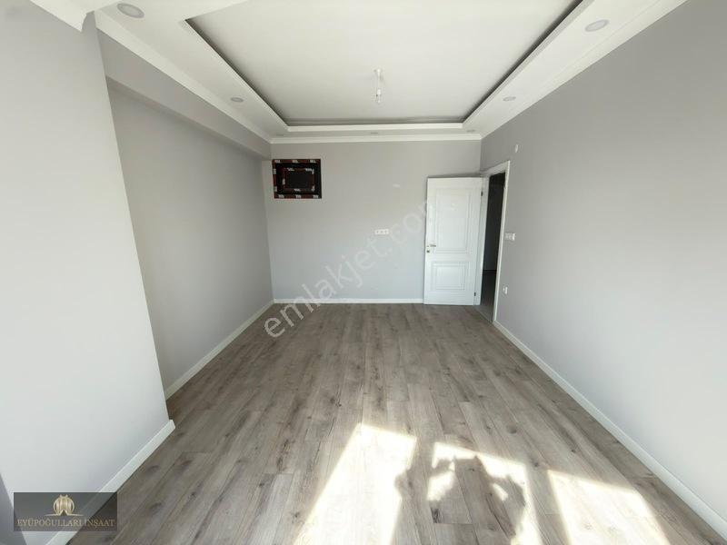 B.paşa Yenidoğan Mah. Cadde Üzeri 2+1 85 M2 Sıfır Satılık Daire — fotoğraf 2