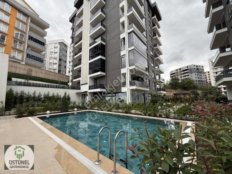 Üstünel'den Kızılcıklı'da Havuzlu Site İçi 2+1 Ayrı Mutfak — fotoğraf 31