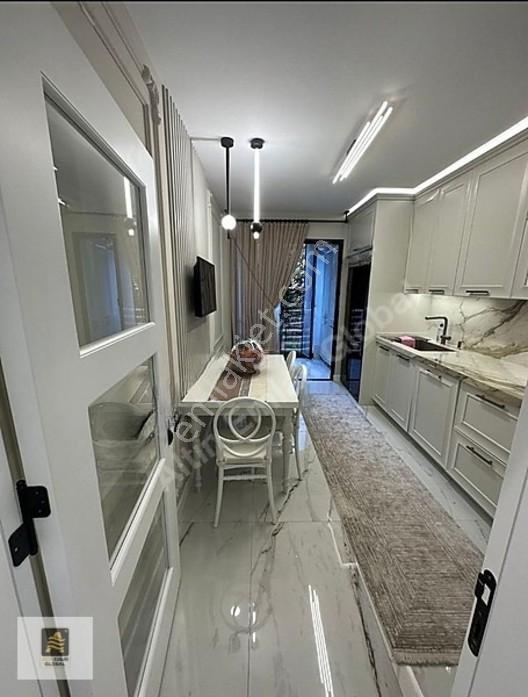 Bağcılar Olimpia Park'ta Satılık 4+1 Yüksek Bahçe Katı — fotoğraf 10