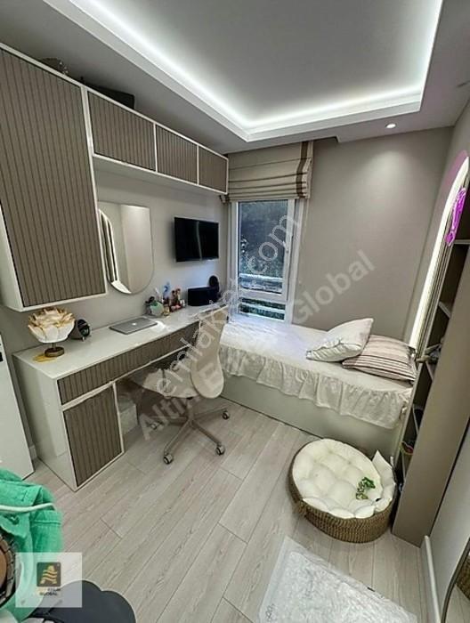 Bağcılar Olimpia Park'ta Satılık 4+1 Yüksek Bahçe Katı — fotoğraf 15