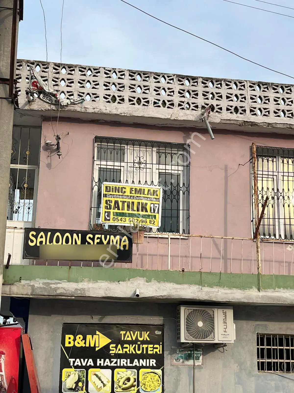Tarsus Yarbay Şemsettin Mah. Dört Daire Üç Dükkan Satılık Müstakil Ev