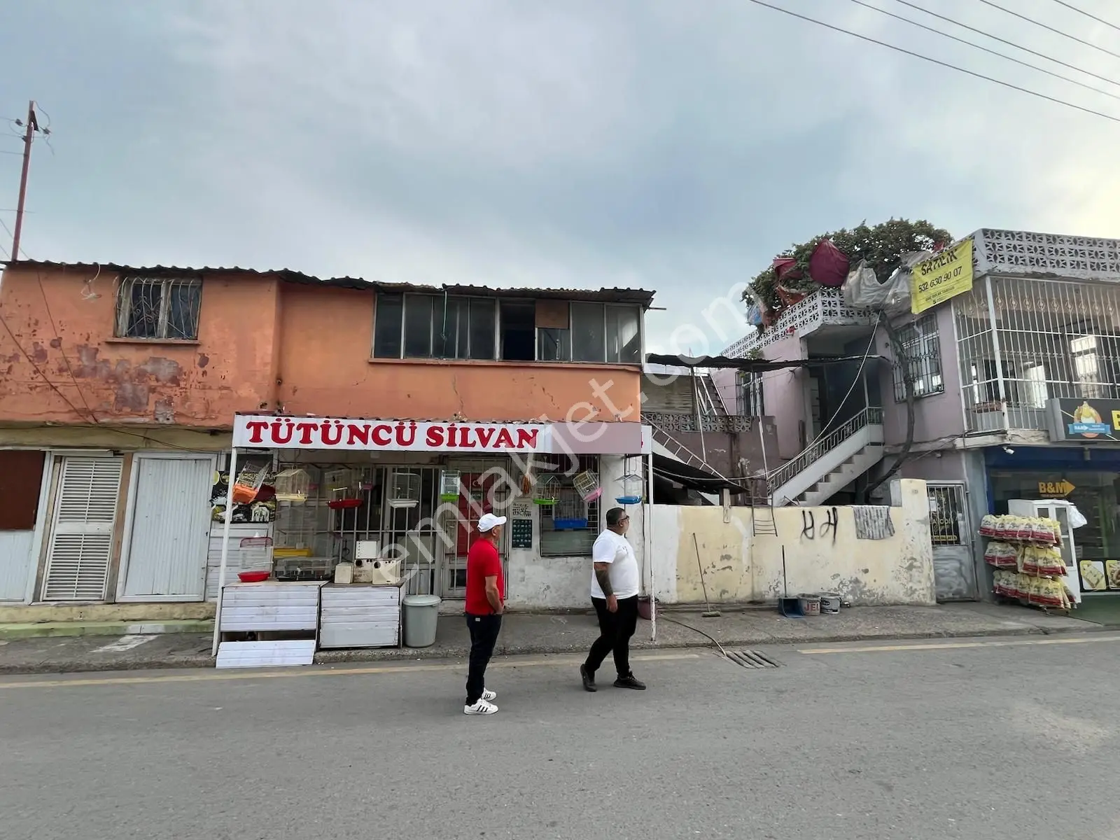Tarsus Yarbay Şemsettin Mah. Dört Daire Üç Dükkan Satılık Müstakil Ev — fotoğraf 3