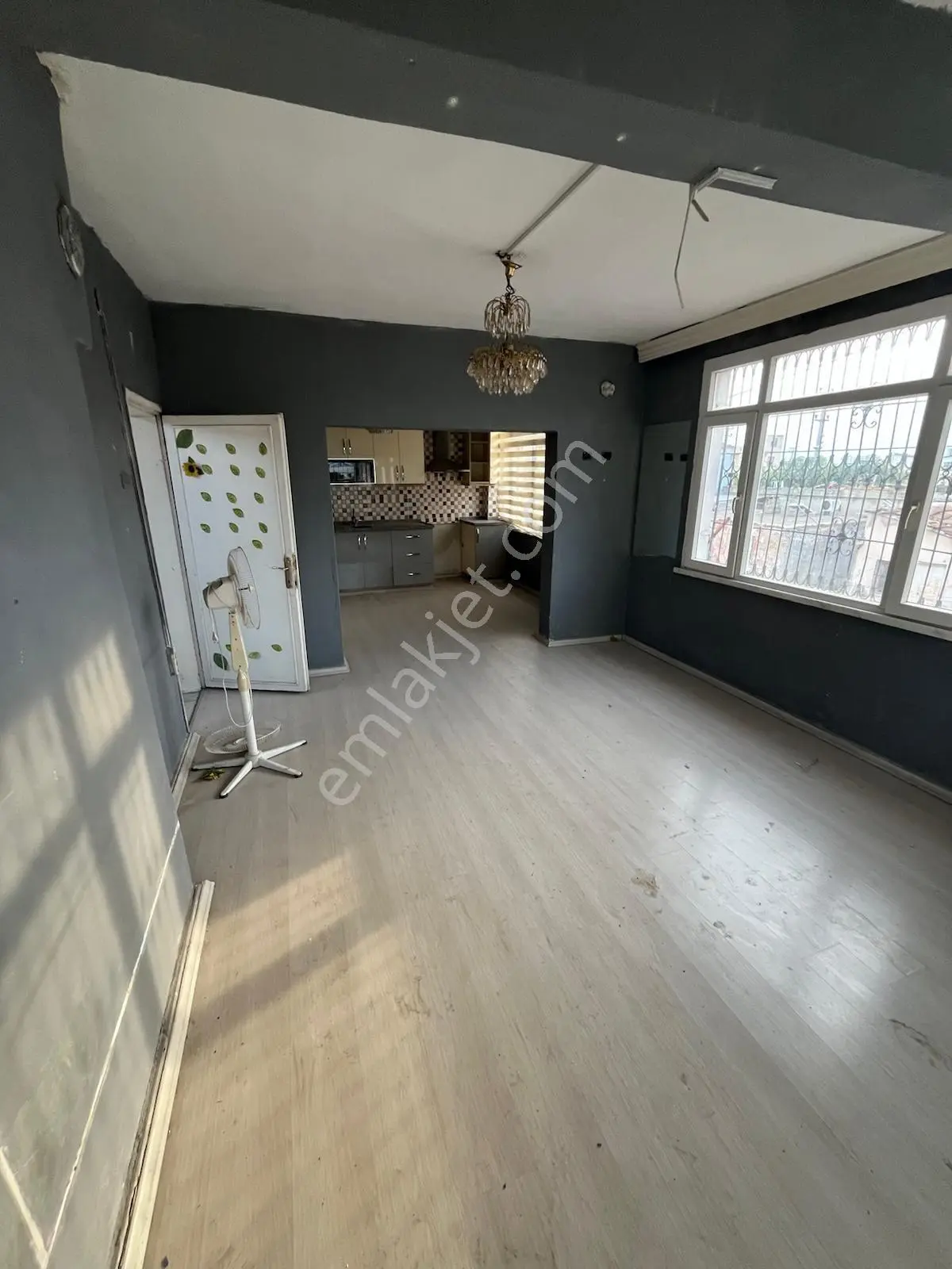Tarsus Yarbay Şemsettin Mah. Dört Daire Üç Dükkan Satılık Müstakil Ev — fotoğraf 26