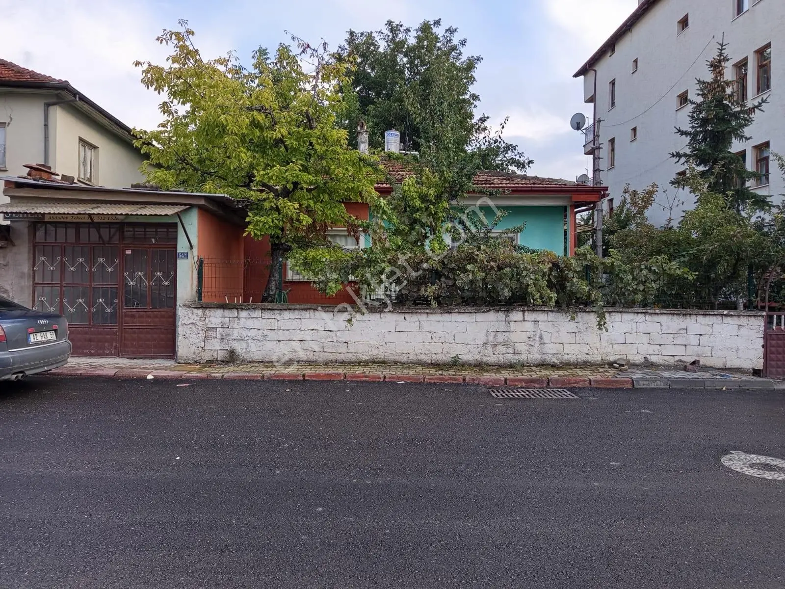 Beyşehir Hamidiye Mah.de 380 M2 Arsa İçerisinde Satılık 3+1 Ev — fotoğraf 3