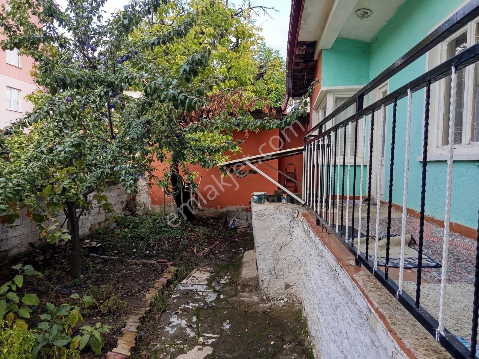 Beyşehir Hamidiye Mah.de 380 M2 Arsa İçerisinde Satılık 3+1 Ev — fotoğraf 13