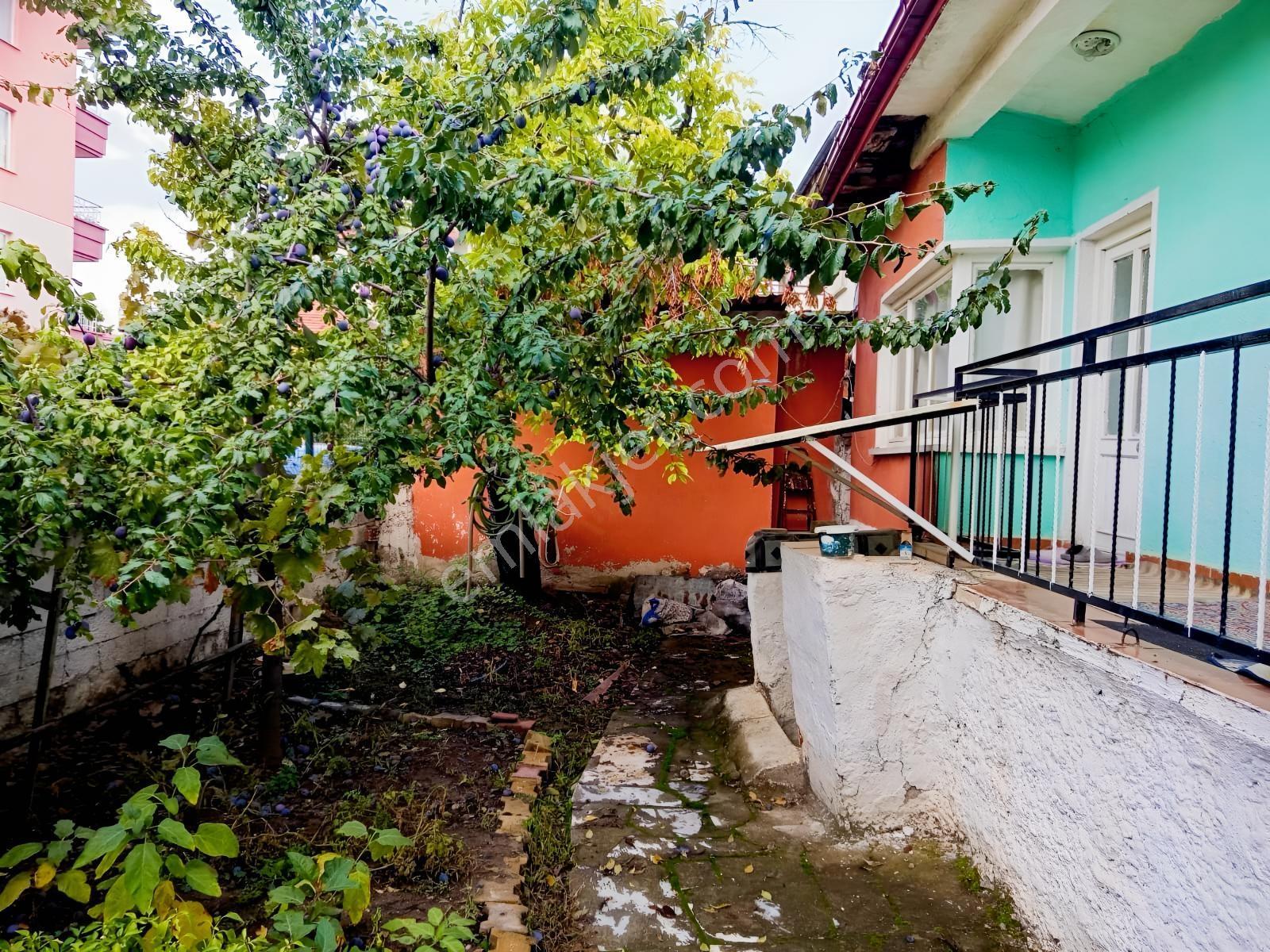 Beyşehir Hamidiye Mah.de 380 M2 Arsa İçerisinde Satılık 3+1 Ev — fotoğraf 18