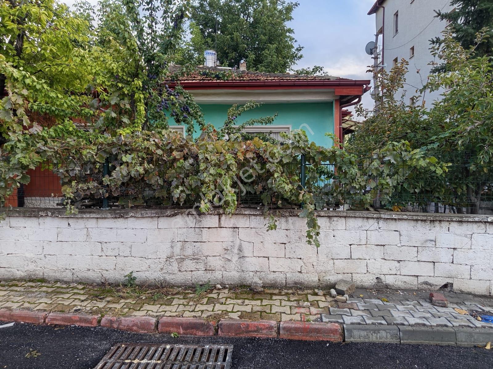 Beyşehir Hamidiye Mah.de 380 M2 Arsa İçerisinde Satılık 3+1 Ev — fotoğraf 21