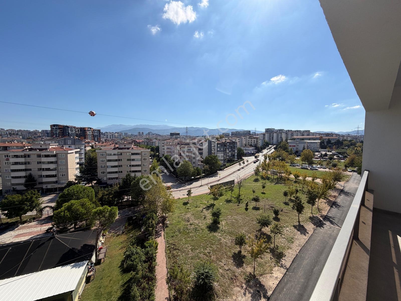 Çelebi Podyumda Uludağ Manzaralı Önü Açık Arakat 3+1 Daire — fotoğraf 19