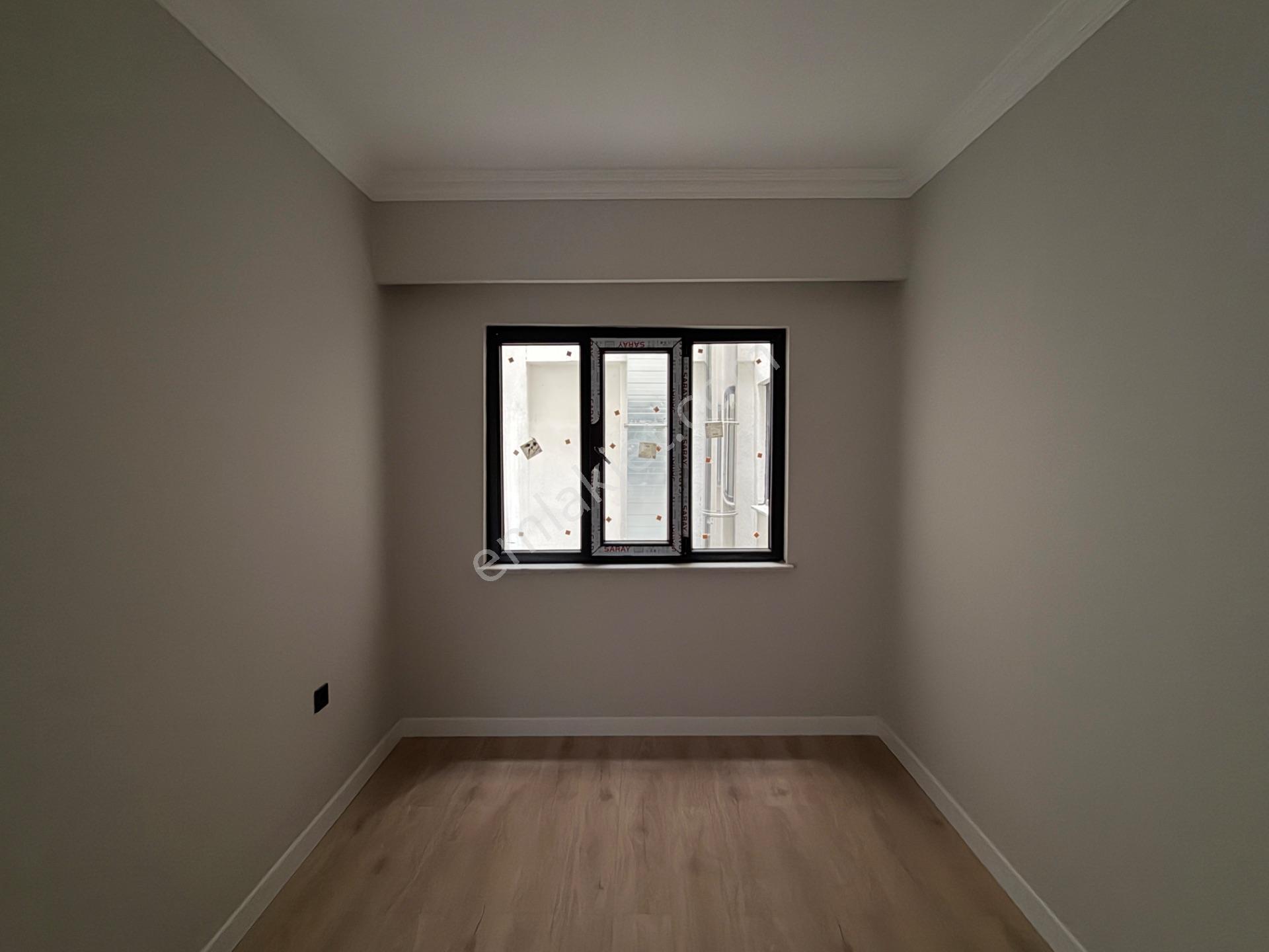 Yeni İzmir Cad Üzerinde Satılık Arakat 3+1 Daire — fotoğraf 19