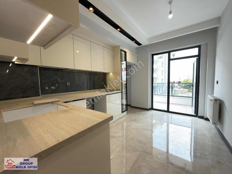Yatay Mimari Konseptinde Ultra Lüks 2,5+1 Satılık
