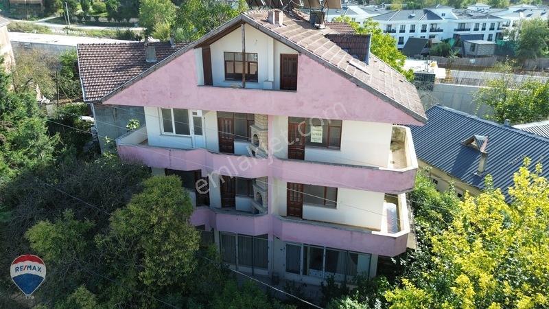 Sapanca Ünlüce De Satılık Komple Bina 2 Daire 3 Dükkan. — fotoğraf 11