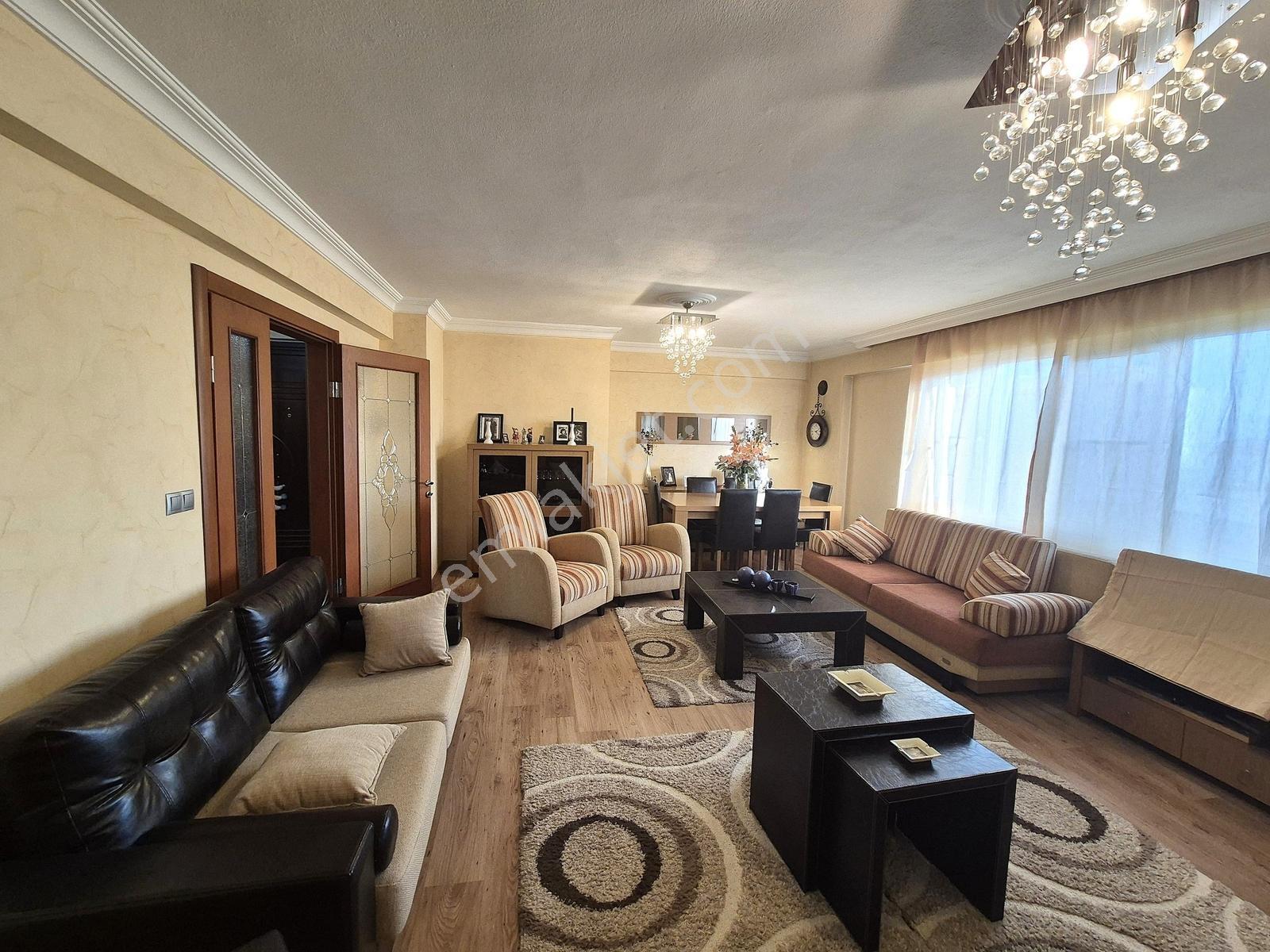 Artı'dan Gazicelal'de Havuzlu Sitede 3+1 Doğalgazlıara Kat Daire — fotoğraf 10