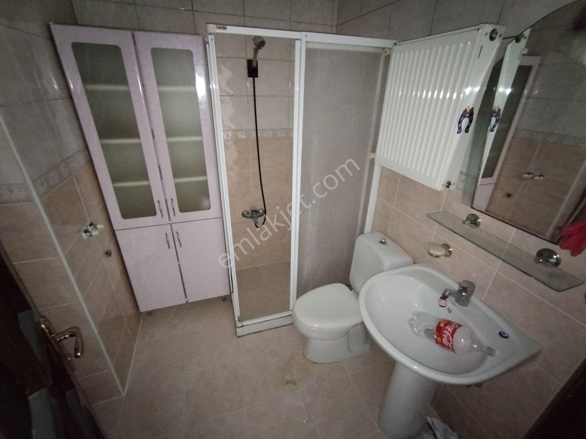 Yeski Emlâk İnşaattan Satılık Merkezi Konumda 3+1 Daire — fotoğraf 4