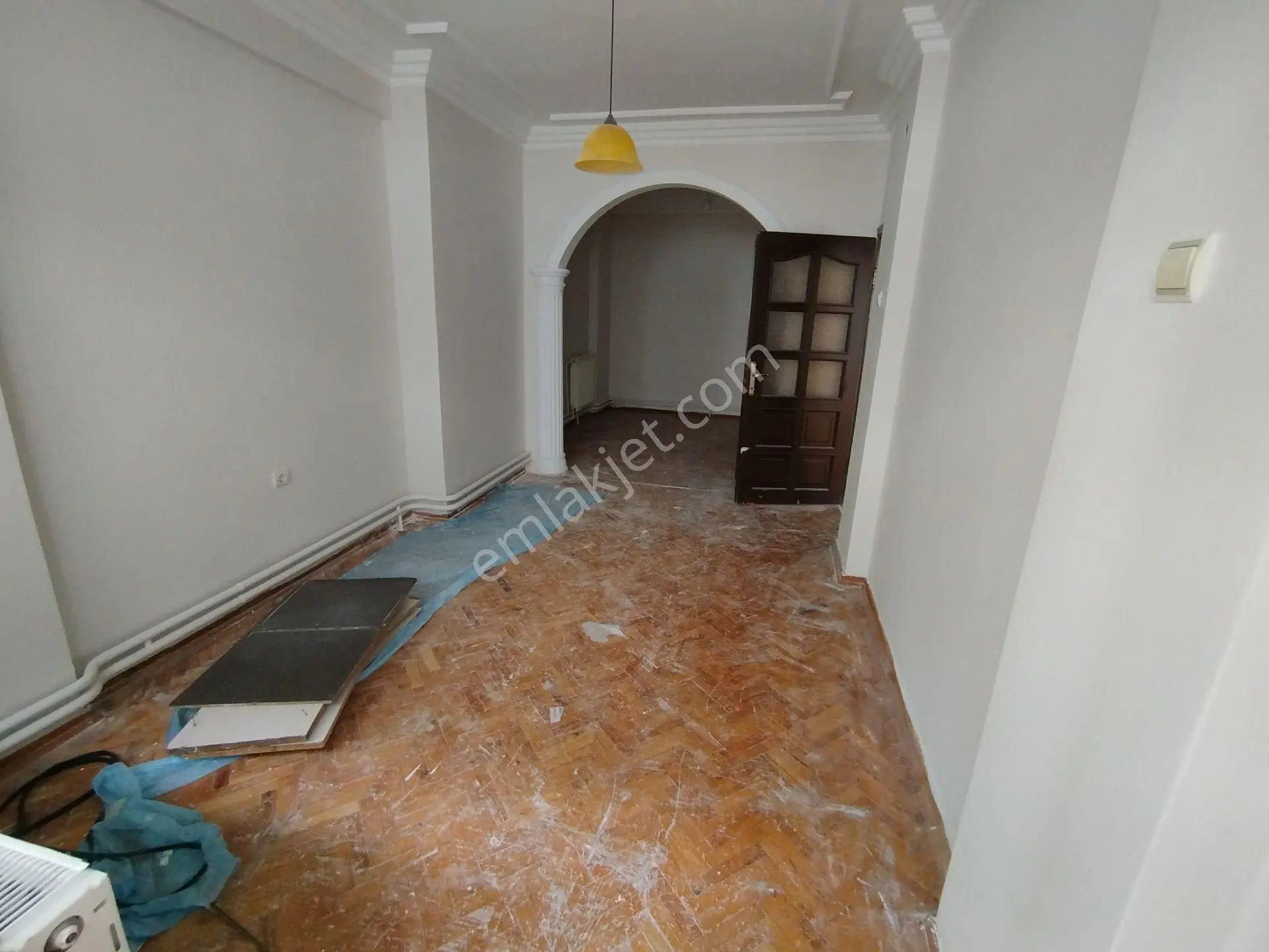 Yeski Emlâk İnşaattan Satılık Merkezi Konumda 3+1 Daire — fotoğraf 36