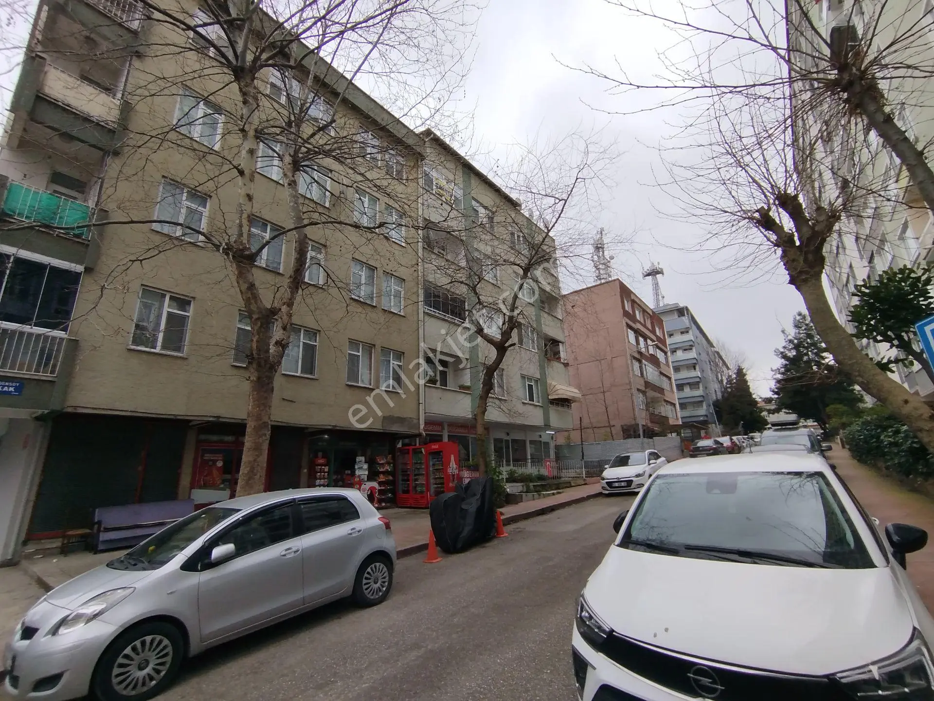 Yeski Emlâk İnşaattan Satılık Merkezi Konumda 3+1 Daire — fotoğraf 47