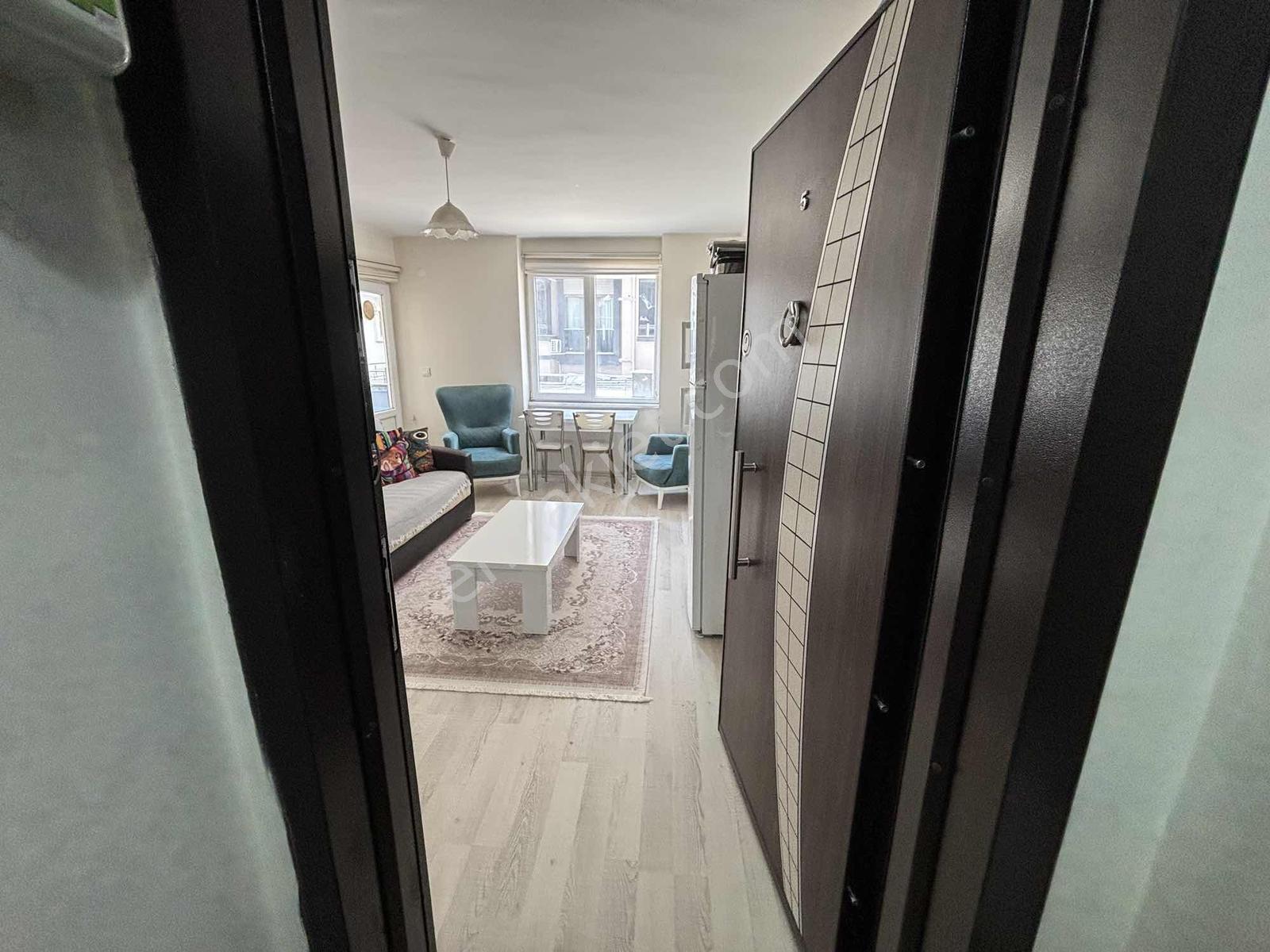 Nova Grup'tan Adliye Yakını Eşyalı 1+1 Satılık Daire — fotoğraf 3