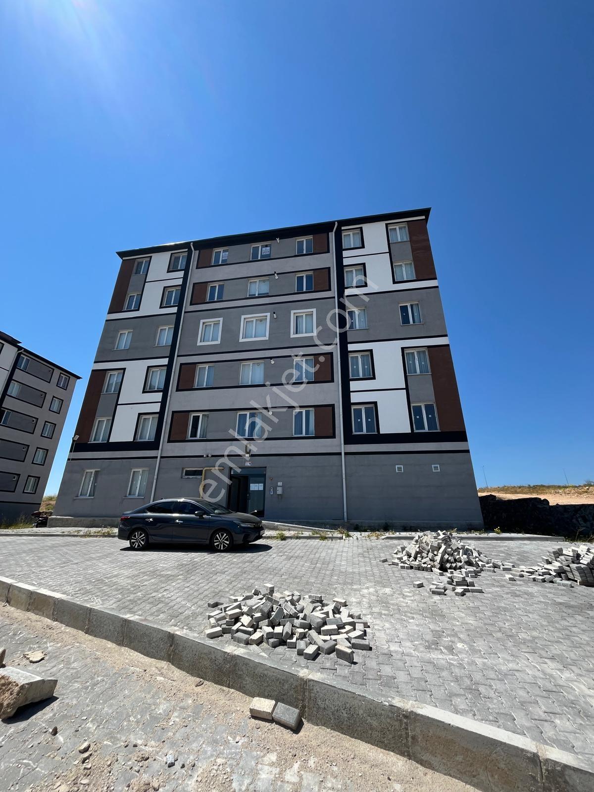 Çankaya Emlaktan Üniversite Yanı Satılık Daire