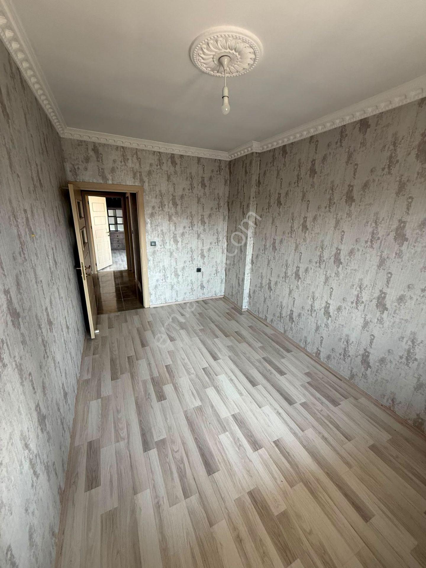 Emlak 72 Den; Yaşam Hastanesi Arka Sokağında,hamidiler Caddesi Üzerinde Satılık 3+1 Daire — fotoğraf 15